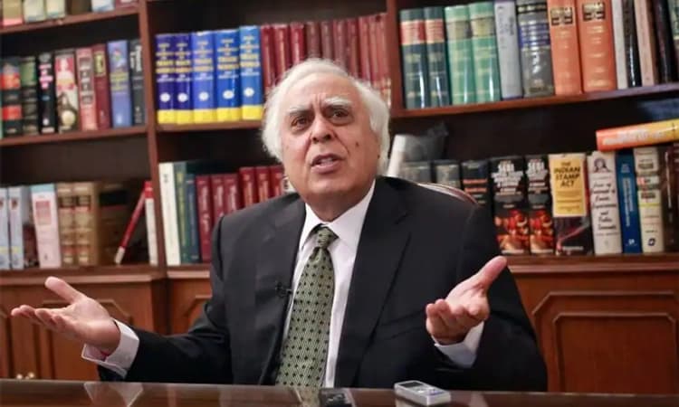 ದ್ವೇಷ ಭಾಷಣ ಕಾರ್ಯಕ್ರಮದಲ್ಲಿ ಭಾಗಿಯಾಗುವವರನ್ನು ಬಂಧಿಸಬೇಕು;: ಸುಪ್ರೀಂಗೆ ಸಿಬಲ್ ಮನವಿ