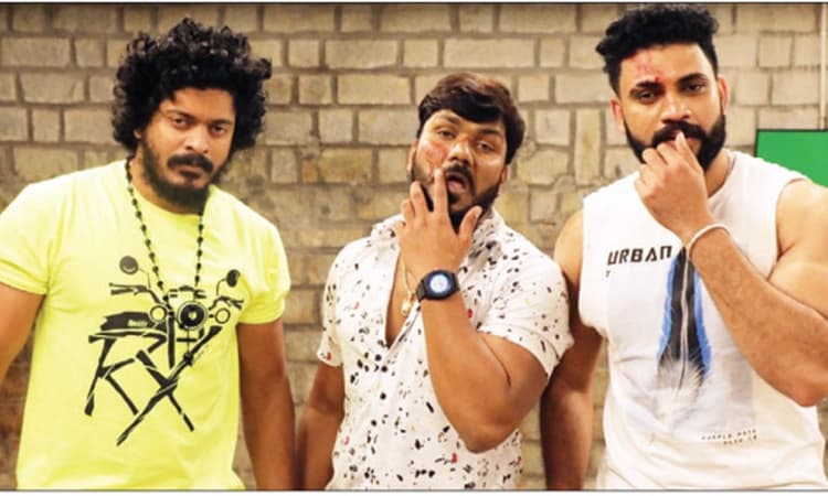 ‘ರೂಮ್‌ ಬಾಯ್‌’ ಟೀಸರ್‌ ಬಂತು: ಹೊಸಬರ ಚಿತ್ರಕ್ಕೆ ಡಾಲಿ ಸಾಥ್