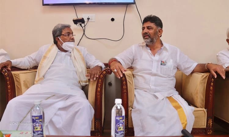 ಬೂಸ್ಟರ್ ಡೋಸ್ ಪಡೆದಿದ್ದರಿಂದ ಸಿದ್ದರಾಮಯ್ಯಗೆ ಜ್ವರ : ಡಿ.ಕೆ.ಶಿವಕುಮಾರ್