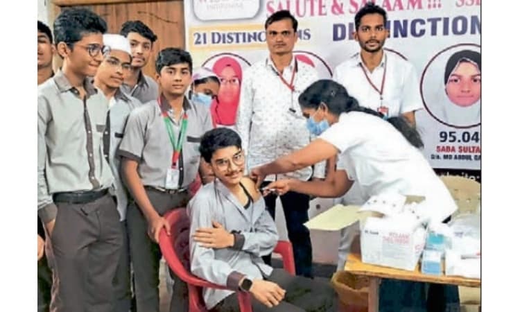 ಮಕ್ಕಳಿಗೂ ಸಮರೋಪಾದಿಯಲ್ಲಿ ಲಸಿಕಾಕರಣ