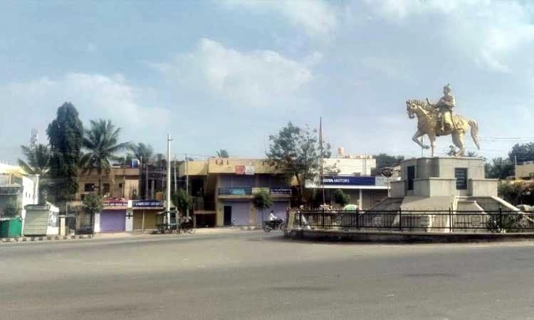 ಸಿಂದಗಿ: ವೀಕೆಂಡ್ ಕರ್ಫ್ಯೂಗೆ ಜನಬೆಂಬಲ