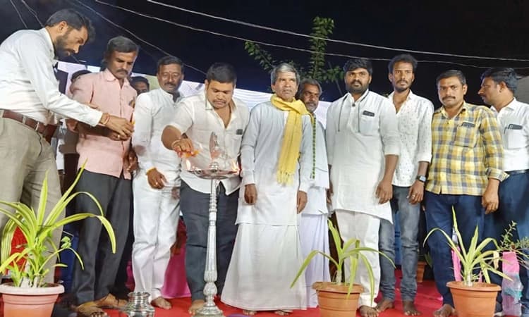 ಗಮನ ಸೆಳೆದ ಯುವ ಗಾಯಕರ ಗಾಯನ