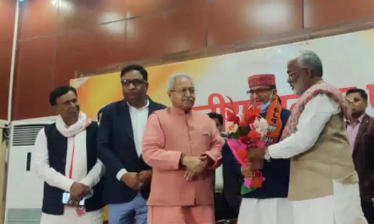 ವಾರಾಣಸಿಯ ಎಸ್‌ಪಿ ಪ್ರಭಾವಿ ನಾಯಕ ಶತರುದ್ರ ಪ್ರಕಾಶ್ ಬಿಜೆಪಿ ಸೇರ್ಪಡೆ