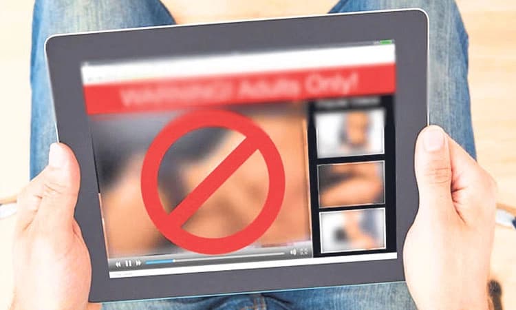 Bengaluru: ಇನ್‌ಸ್ಟಾದಲ್ಲಿ ಯುವತಿ ನಗ್ನ ಫೋಟೋ ವೈರಲ್‌; ಅಪರಿಚಿತನ ಮೇಲೆ ಕೇಸು