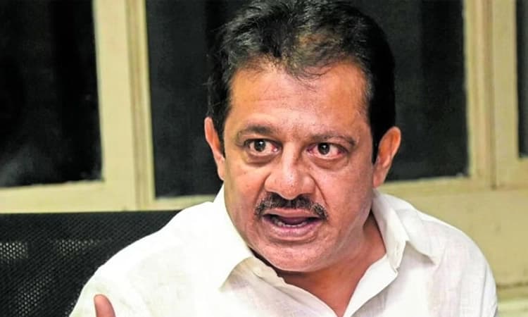 Chitradurga; ಆರೋಗ್ಯದಲ್ಲಿ ಏರುಪೇರು: ಸಚಿವ ಜಮೀರ್ ಅಹಮದ್ ಖಾನ್ ಆಸ್ಪತ್ರೆಗೆ ದಾಖಲು