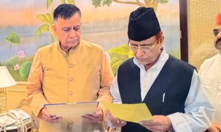 ನನ್ನನ್ನು ಎನ್‌ಕೌಂಟರ್ ಮಾಡುವುದಾಗಿ ಬೆದರಿಕೆ ಹಾಕಲಾಗಿತ್ತು : ಅಜಂ ಖಾನ್