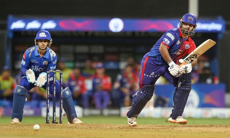 ಸೋತ ಡೆಲ್ಲಿ ಕ್ಯಾಪಿಟಲ್ಸ್‌, ಪ್ಲೇಆಫ್ ಗೇರಿದ ರಾಯಲ್‌ ಚಾಲೆಂಜರ್ಸ್‌ ಬೆಂಗಳೂರು