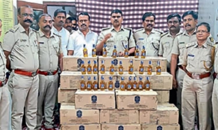 ನಕಲಿ ಮದ್ಯ ಸಂಗ್ರಹ ಘಟಕದ ಮೇಲೆ ದಾಳಿ