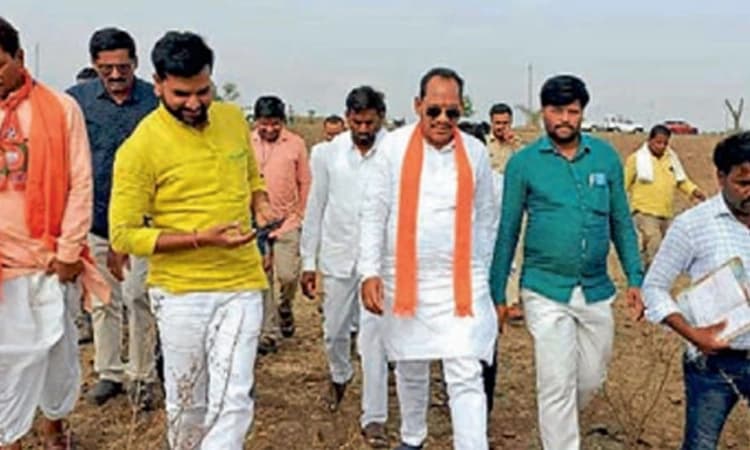 ಸಿಪೆಟ್‌ ಭೂಮಿ ವೀಕ್ಷಿಸಿದ ಸಚಿವ ಚವ್ಹಾಣ