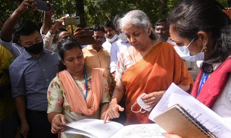 ಕೆರೆಗಳ ಸಮಗ್ರ ಅಭಿವೃದ್ಧಿ: ನಿರ್ಮಲಾ ಸೀತಾರಾಮನ್‌