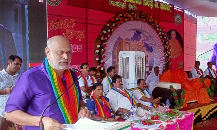 ಸಹಕಾರಿ ಕ್ಷೇತ್ರ ಸ್ವತಂತ್ರ ಕಾರ್ಯನಿರ್ವಹಣೆಗೆ ಸರಕಾರದಿಂದ ಒತ್ತು: ಶಿವರಾಮ ಹೆಬ್ಬಾರ್