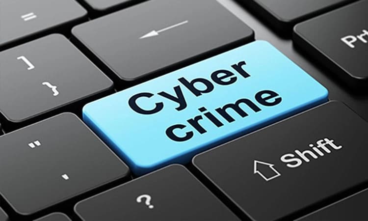 ಫ್ಲಿಪ್‌ ಕಾರ್ಟ್‌ ಕಸ್ಟಮರ್‌ ಕೇರ್‌ ಸಿಬ್ಬಂದಿ ಎಂದು ನಂಬಿಸಿ ಸಾವಿರಾರೂ ರೂ. ವಂಚನೆ