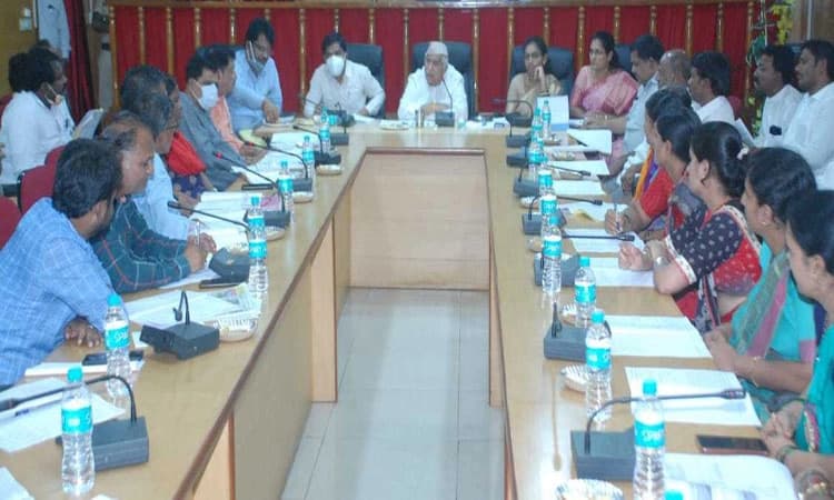 ಒಳಚರಂಡಿ ಕಾಮಗಾರಿ ಥರ್ಡ್‌ ಪಾರ್ಟಿ ಪರಿಶೀಲನೆಗೆ ನೀಡಿ