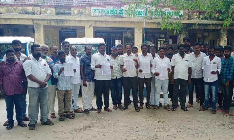 90ಕ್ಕೂ ಅಧಿಕ 11ಬಿ ಅಕ್ರಮ ಖಾತೆ ಮಾಡಿದ ಪಿಡಿಒ: ಆರೋಪ