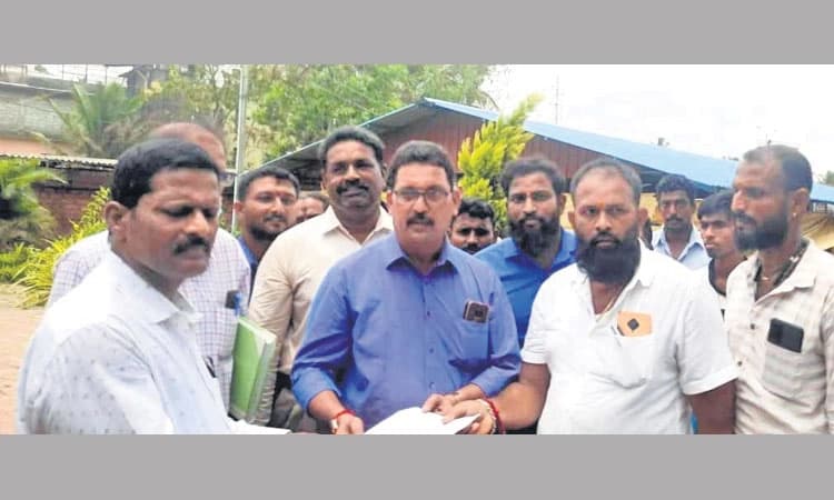 ಪಡುಬಿದ್ರಿ: ದನಗಳ್ಳತನ ಕೇಸು ಹೊಂದಿರುವಾತನಿಗೇ ‘ಗೋ’ ಪರವಾನಿಗೆ