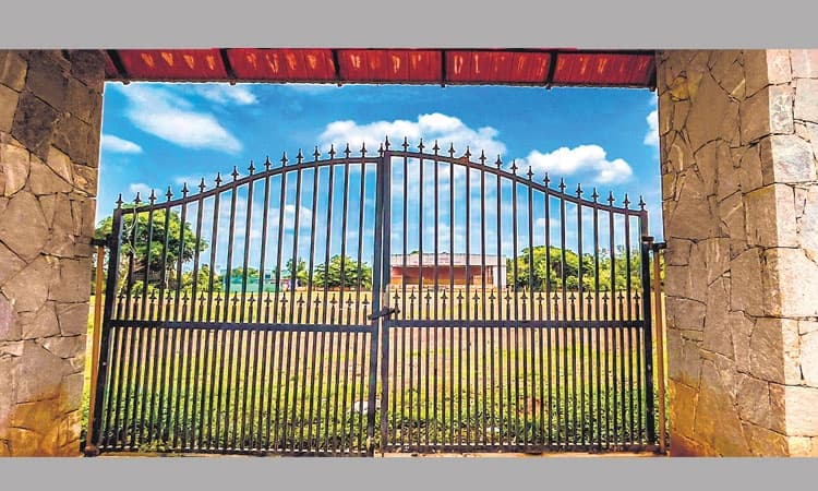 ಪಾಳುಬಿದ್ದ ಬೀಡಿನಗುಡ್ಡೆ ಬಯಲು ರಂಗಮಂದಿರ