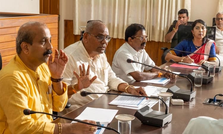 “ಮಾನವ – ಕಾಡು ಪ್ರಾಣಿಗಳ ಸಂಘರ್ಷಕ್ಕೆ ಪರಿಹಾರ ಹುಡುಕಿ’