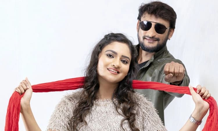 ಟಕ್ಕರ್ ಚಿತ್ರ ವಿಮರ್ಶೆ: ಸ್ಮಾರ್ಟ್‌ ಲೋಕದಲ್ಲೊಂದು ಕ್ರೈಂ-ಥ್ರಿಲ್ಲರ್‌ ಸ್ಟೋರಿ