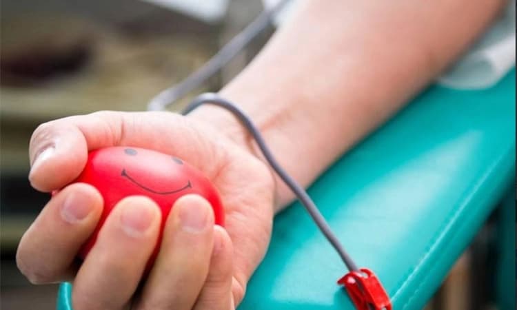 ಕಾಲೇಜುಗಳಲ್ಲಿ ಸ್ವಯಂಪ್ರೇರಿತ ರಕ್ತದಾನ ಶಿಬಿರ ನಡೆಸುವಂತೆ ಸೂಚನೆ