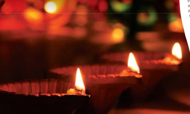 ಬೆಳಗು ಬಾ ಹಣತೆಯನು ನನ್ನೆದೆಯ ಗೂಡಿನಲಿ
