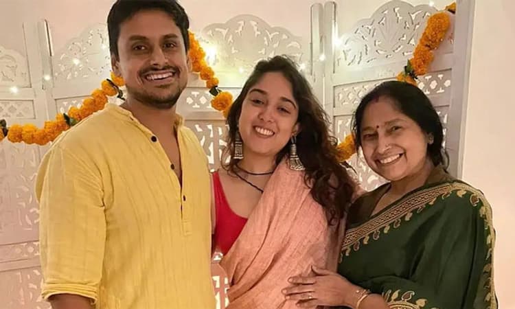 ಪ್ರಿಯಕರನೊಂದಿಗೆ ಅಮೀರ್ ಖಾನ್ ಪುತ್ರಿಯ ದೀಪಾವಳಿ ಸಂಭ್ರಮ