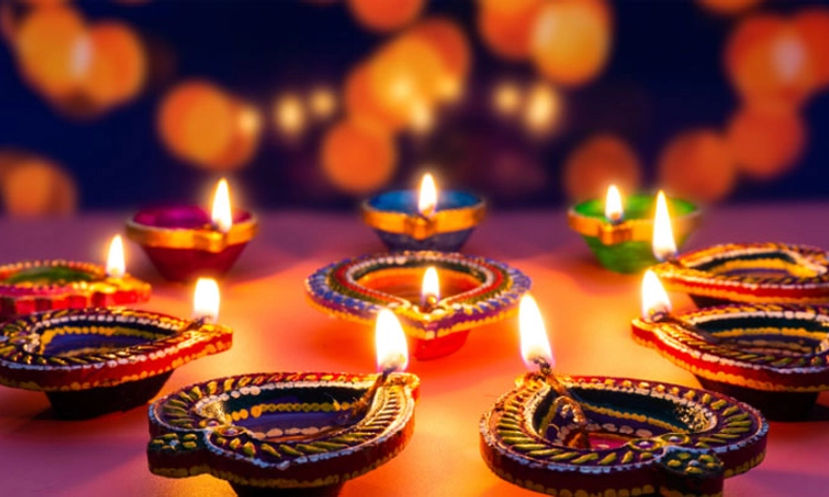 ಸಾಗರೋತ್ತರ ನಾಡಿಗೂ ದೀಪಾವಳಿಗೂ ಇರುವ ಸಂಬಂಧ