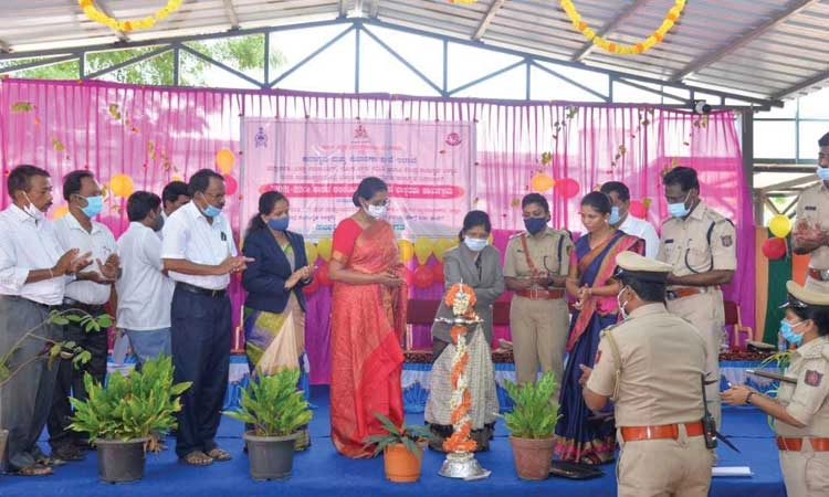 ಅಕ್ಷರ ಜ್ಞಾನದಿಂದ ಬಂಧಿಗಳ ಬಾಳಿಗೆ ಬೆಳಕಾಗಿ