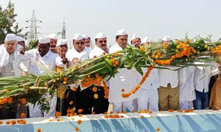ಭಾಲ್ಕೇಶ್ವರ ಸಕ್ಕರೆ ಕಾರ್ಖಾನೆಯಲ್ಲಿ ಕಬ್ಬು ನುರಿಸುವಿಕೆಗೆ ಚಾಲನೆ