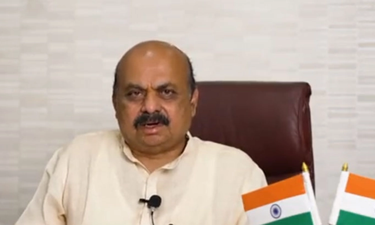 ರಾಜ್ಯೋತ್ಸವ ಪ್ರಶಸ್ತಿ ಮೊತ್ತ 1 ಲಕ್ಷದಿಂದ 5 ಲಕ್ಷಕ್ಕೆ : ಸಿಎಂ ಘೋಷಣೆ