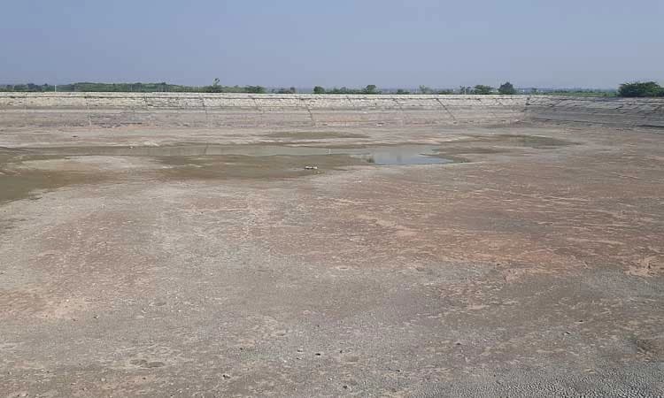 ಬಗ್ಗೂರು ಕುಡಿವ ನೀರಿನ ಕೆರೆ ಖಾಲಿ ಖಾಲಿ!