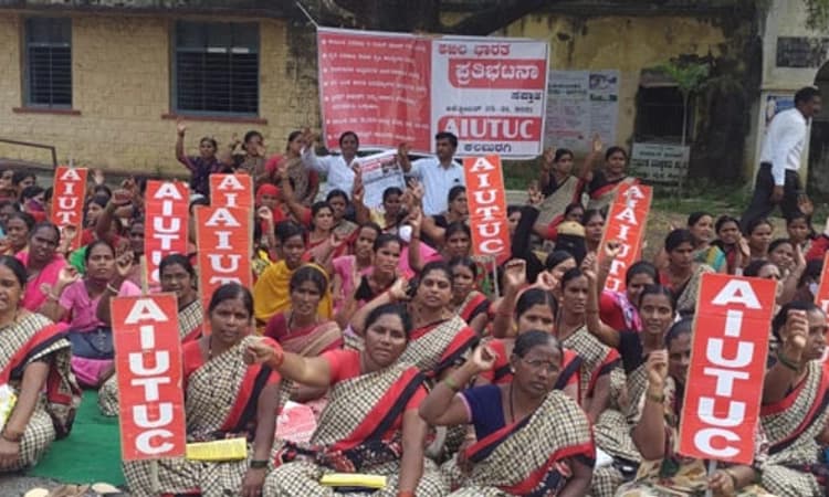 ಕೇಂದ್ರದ 7 ವರ್ಷದ ನೀತಿ ಖಂಡಿಸಿ ಪ್ರತಿಭಟನೆ