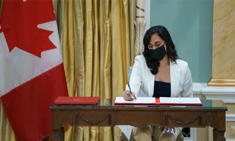 ಕೆನಡಾಕ್ಕೆ ಭಾರತ ಮೂಲದ ರಕ್ಷಣಾ ಸಚಿವೆ