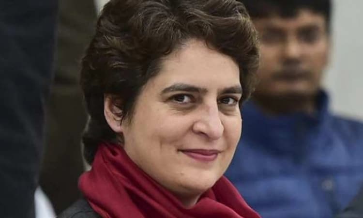 ಕಾಂಗ್ರೆಸ್‌ ಅಧಿಕಾರಕ್ಕೆ ಬಂದರೆ ವಿದ್ಯಾರ್ಥಿನಿಯರಿಗೆ ಸ್ಮಾರ್ಟ್‌ಫೋನ್‌, ಸ್ಕೂಟಿ