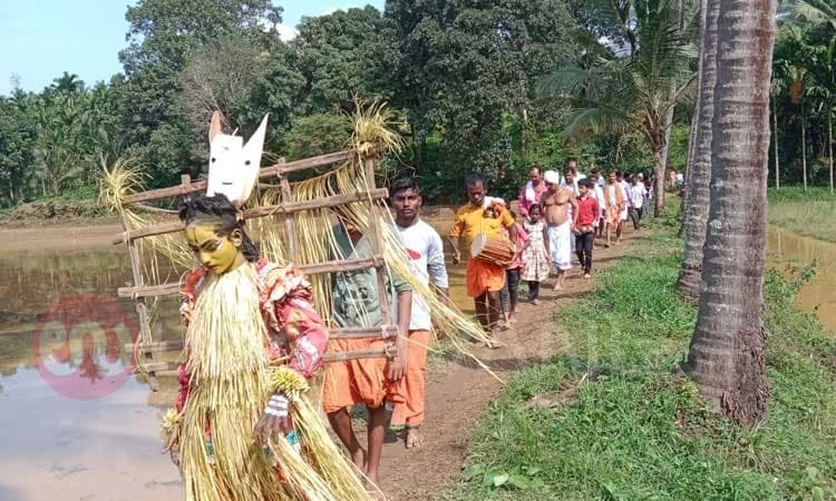 ಪಾಲ್ತಾಡಿಯ ಬಂಬಿಲಗುತ್ತಿನಲ್ಲಿ ಶತಮಾನಗಳಿಂದಲೂ ನಡೆಯುತ್ತಿದೆ ತುಳುವರ ಭೂಮಿ ಪೂಜೆ- ಗದ್ದೆಕೋರಿ
