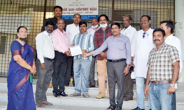 ಪ್ರಾಧ್ಯಾಪಕರ ಬಡ್ತಿ ಅನ್ಯಾಯ ಸರಿಪಡಿಸಲು ಮನವಿ