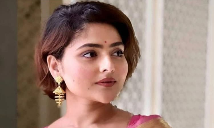 ಎರಡು ಬಾರಿ ಕ್ಯಾನ್ಸರ್‌.., ಬ್ರೈನ್ ಸ್ಟ್ರೋಕ್ 24 ರ ಹರೆಯದಲ್ಲೇ ಉಸಿರು ಚೆಲ್ಲಿದ ಖ್ಯಾತ ನಟಿ