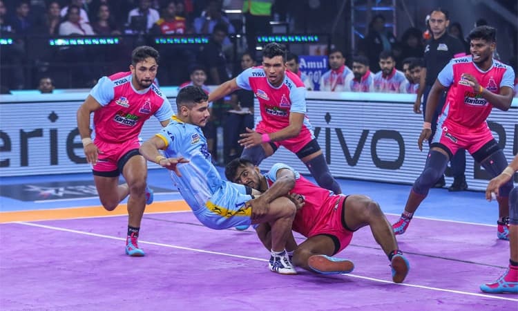 ಪ್ರೊ ಕಬಡ್ಡಿ ಹಣಾಹಣಿ: ಜೈಪುರ್‌ ಪಿಂಕ್‌ ಪ್ಯಾಂಥರ್, ತೆಲುಗು ಟೈಟಾನ್ಸ್‌ ಗೆಲುವು