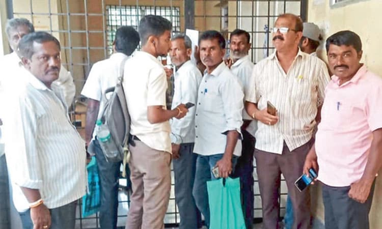 ವಿದ್ಯುತ್‌ ಕಡಿತ: ಕಚೇರಿಯಲ್ಲಿ ಸಾರ್ವಜನಿಕ ಕೆಲಸ ಸ್ಥಗಿತ