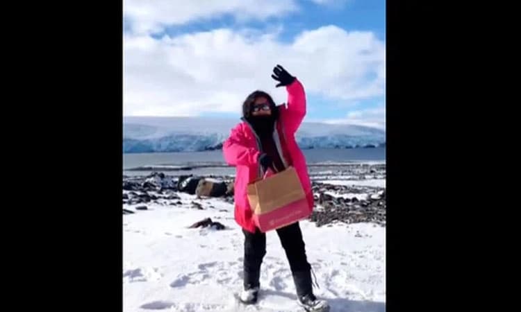 ವೈರಲ್:‌ ಫುಡ್‌ ಡೆಲಿವೆರಿ ಮಾಡಲು 30 ಸಾವಿರ ಕಿ.ಮೀ ದೂರ ಪಯಣ ಮಾಡಿದ ಮಹಿಳೆ.!