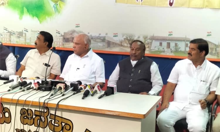 ಕಾಂಗ್ರೆಸ್ ಸೋಲಿನ ಭಯದಿಂದ ಆರೋಪ ಮಾಡುತ್ತಿದೆ: ಯಡಿಯೂರಪ್ಪ ಕಿಡಿ