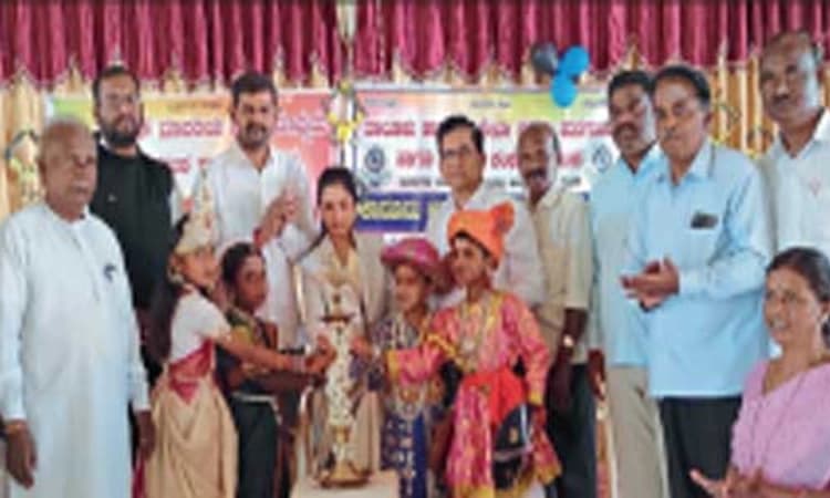 ಮಕ್ಕಳಿಗೆ ಉತ್ತಮ ಭವಿಷ್ಯ ನಿರ್ಮಿಸಲು ಸಹಕರಿಸಿ; ಚೇತನಾ ಆರೀಕಟ್ಟಿ