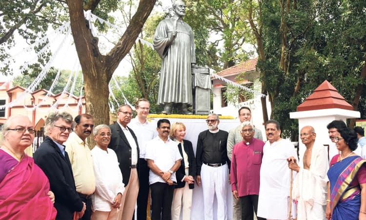 ಮತಪ್ರಚಾರ ಮರೆತು ಕನ್ನಡ ಸೇವೆ ಮಾಡಿದ್ದ ಕಿಟ್ಟೆಲ್‌