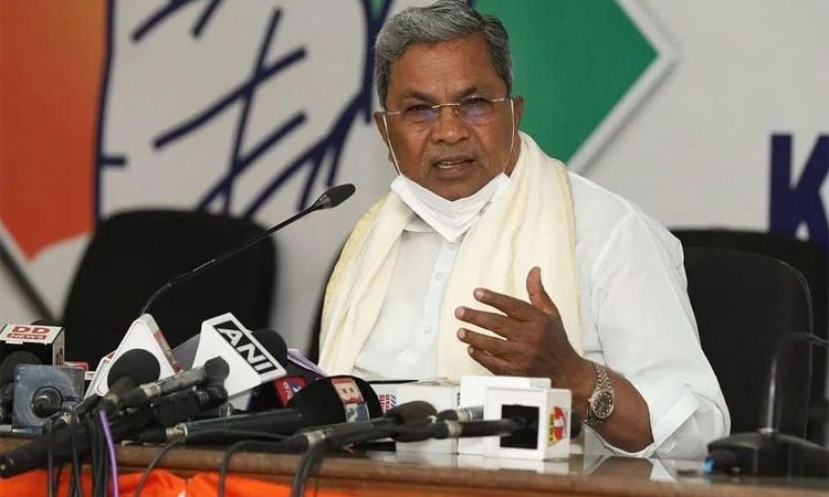 ಸುಳ್ಳು ಹೇಳುವುದರಲ್ಲಿ ಸರ್ಕಾರ ನಿರತ: ಸಿದ್ದರಾಮಯ್ಯ