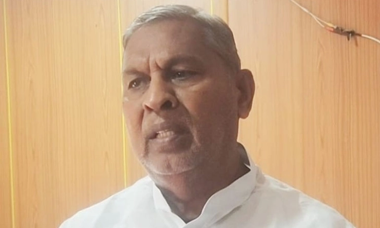 ಕಾಂಗ್ರೆಸ್ ಭಿನ್ನರ ಬಗ್ಗೆ ಕುಷ್ಟಗಿ ಶಾಸಕ ಬಯ್ಯಾಪೂರ ನೋ ಕಾಮೆಂಟ್
