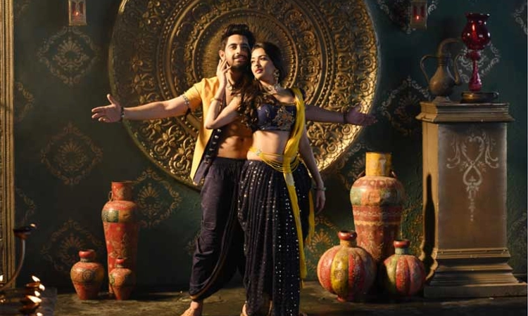 ಹಿಟ್ ಲಿಸ್ಟ್: ಬನಾರಸ್ ಸಿನಿಮಾದ “ಬೆಳಕಿನ ಕವಿತೆ” ಹಾಡಿಗೆ ಏಳು ಮಿಲಿಯನ್ ವೀವ್ಸ್