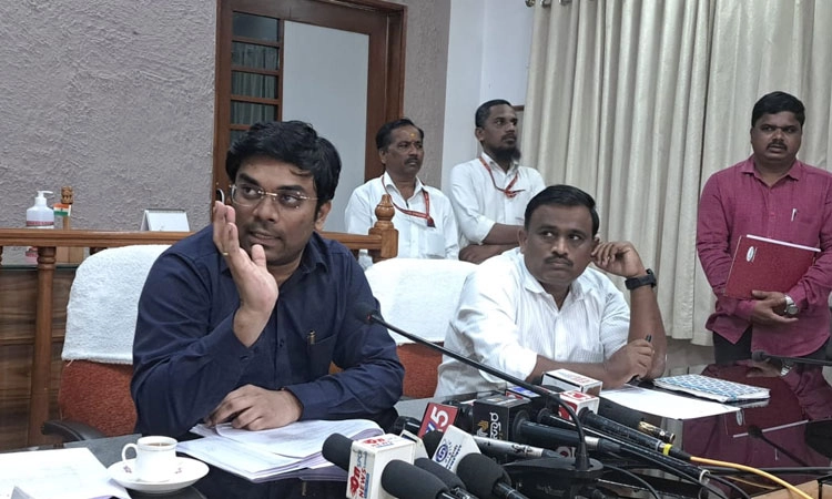 ಎರಡು ಕಡೆಯಿದ್ದ 91 ಸಾವಿರ ಮತದಾರರ ಹೆಸರು ಡಿಲೀಟ್: ಡಿಸಿ ಗುರುಕರ್