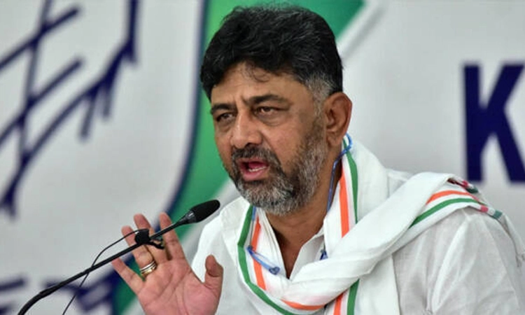 ಪ್ರಧಾನಿ ಕಾರ್ಯಕ್ರಮಕ್ಕೆ ಕಾಲೇಜು ಮಕ್ಕಳು: ಸರ್ಕಾರದ ಸುತ್ತೋಲೆಗೆ ಡಿಕೆಶಿ ಆಕ್ರೋಶ