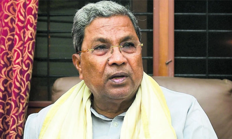 ಬಾದಾಮಿಯಲ್ಲಿ ಸ್ಪರ್ಧಿಸಲ್ಲ: ವಿಪಕ್ಷ ನಾಯಕ ಸಿದ್ದರಾಮಯ್ಯ