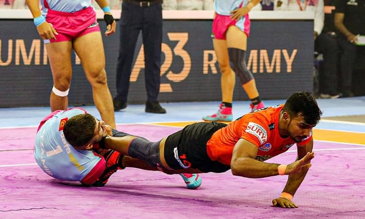 ಪ್ರೊ ಕಬಡ್ಡಿ: ಯು ಮುಂಬಾವನ್ನು ಮಣಿಸಿದ ಅರ್ಜುನ್‌ ದೇಶ್ವಾಲ್‌