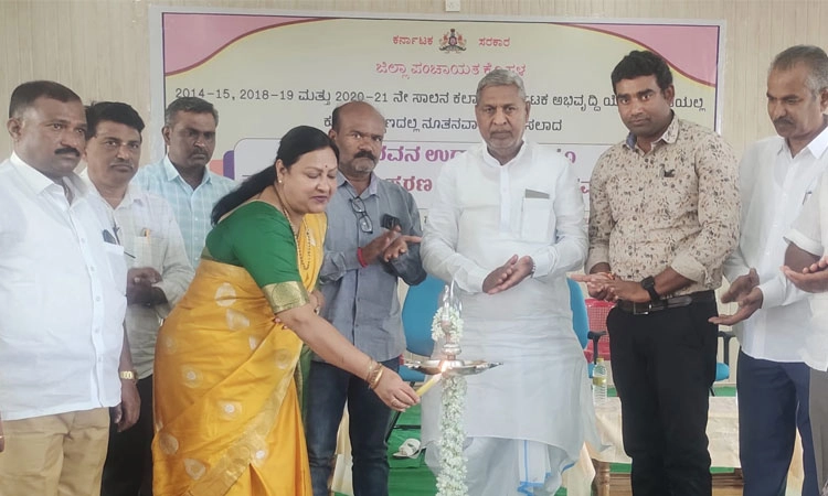 ಕುಷ್ಟಗಿ: ಸ್ಮಾರ್ಟ್‌ಫೋನ್‌ ಬಳಕೆಯಿಂದ ಓದುವ ಅಭಿರುಚಿ ಕಡಿಮೆ; ಶಾಸಕ ಅಮರೇಗೌಡ ಪಾಟೀಲ